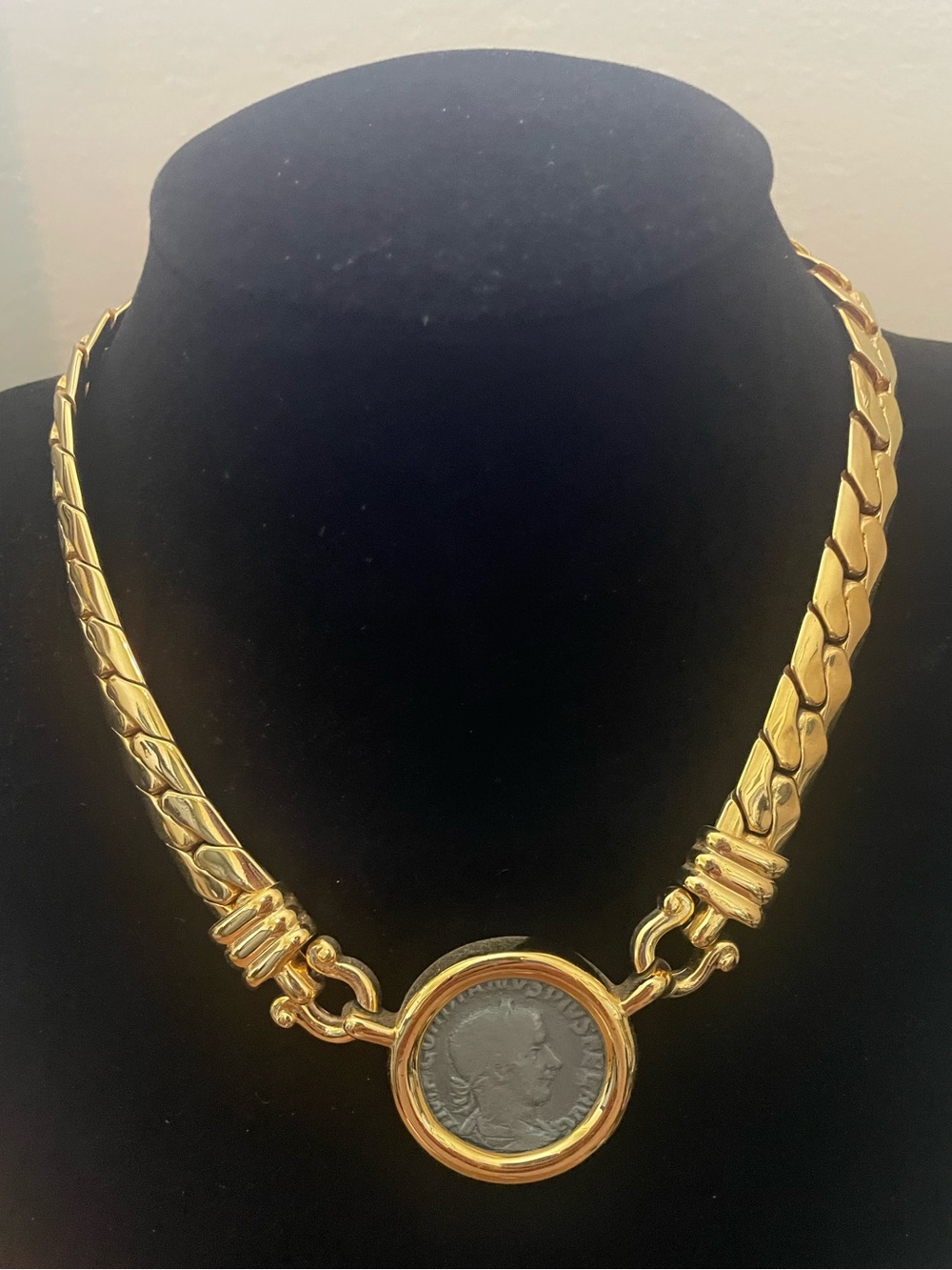 1980s Gold Plate Omega Roman Coin Choker Necklace by Carolee